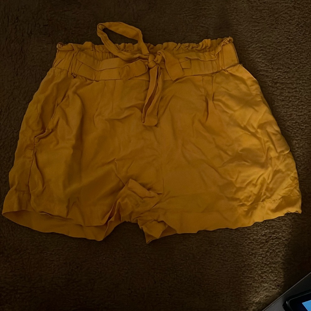 Yellow flowing shorts